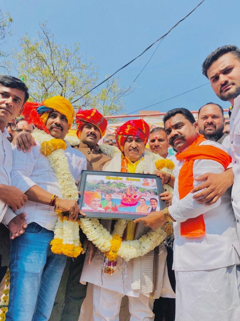 Khategaon Ki Khabar: Historic welcome to the District President on his two-day visit to Khategaon Assembly