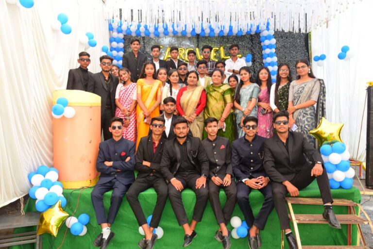 Khategaon News: Arihant Convent Higher Secondary School" organized farewell ceremony of class 12th students