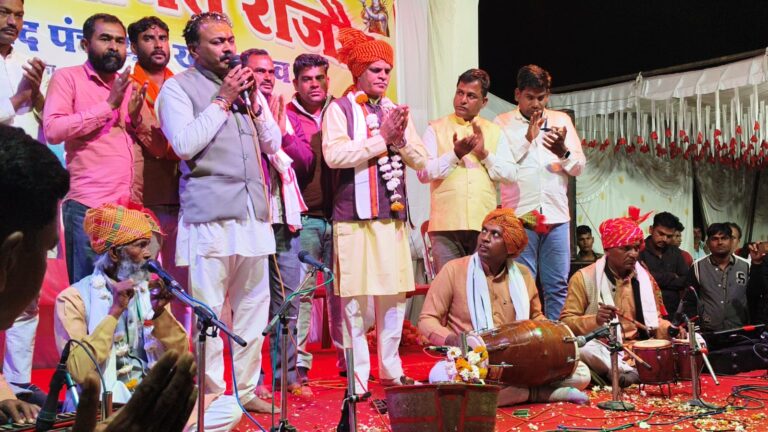 Khategaon News: Maha Bhandara organized by Sevalia family in village Dawatha